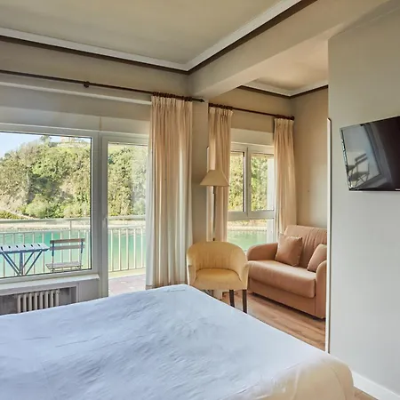 Silken Gran Del Sella Szálloda 4*