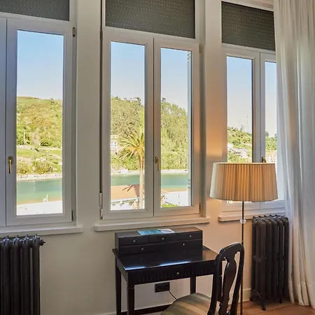 Silken Gran Del Sella 4*