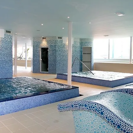 Szálloda Silken Gran Del Sella