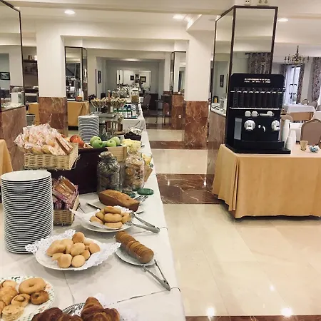 Silken Gran Del Sella Szálloda 4*